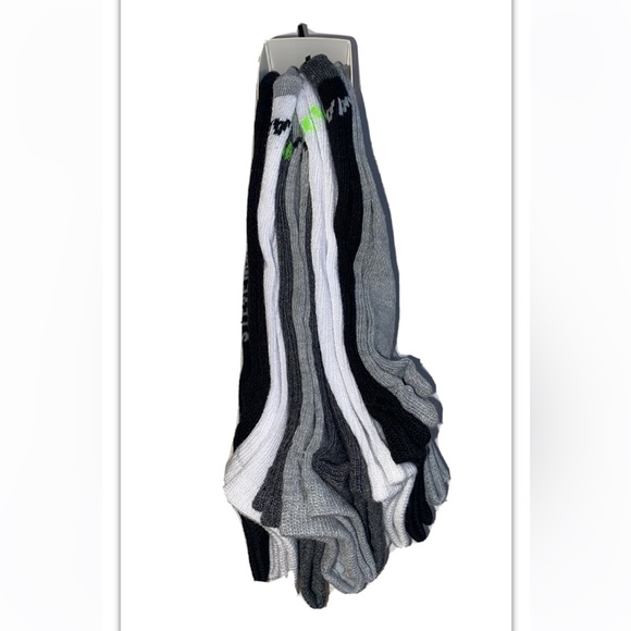 Steve Madden Low Cut Socks 8 Pair Men 6-12.5 Black White Gray w Mixed Logo NEW! - Picture 5 of 11